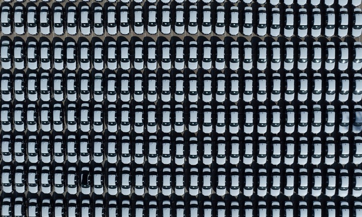 Ông Trump tuyên bố áp thuế ô tô nhập khẩu từ tháng 4