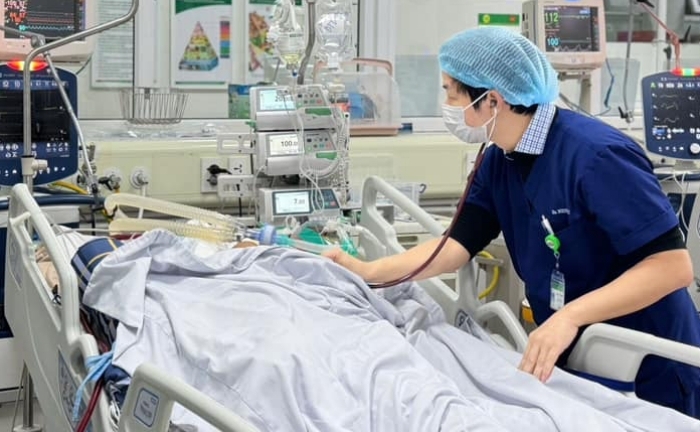 Nhiều ca cúm mùa biến chứng nặng, có cả người trẻ 