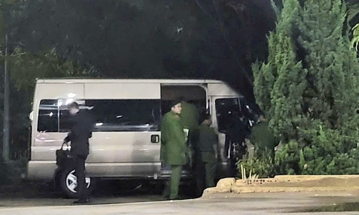 Bắt Giám đốc và Trưởng phòng Vật tư Bệnh viện II Lâm Đồng