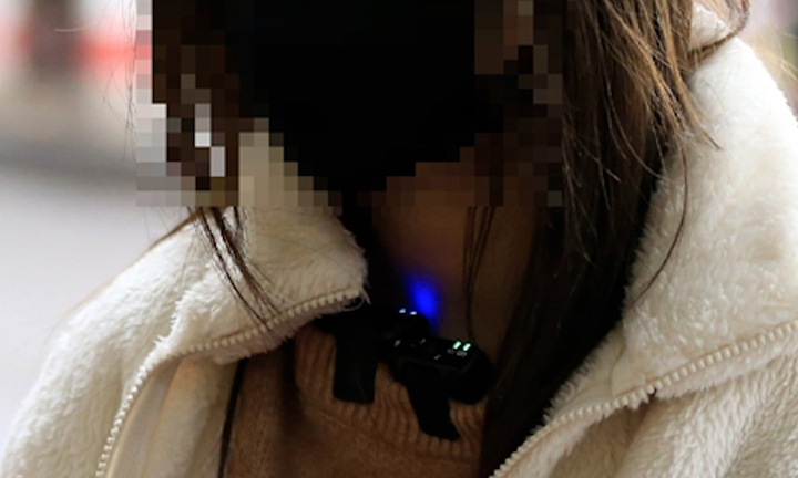 Buổi tối kinh hoàng của thiếu nữ bị đánh hội đồng, bắt quỳ xin lỗi