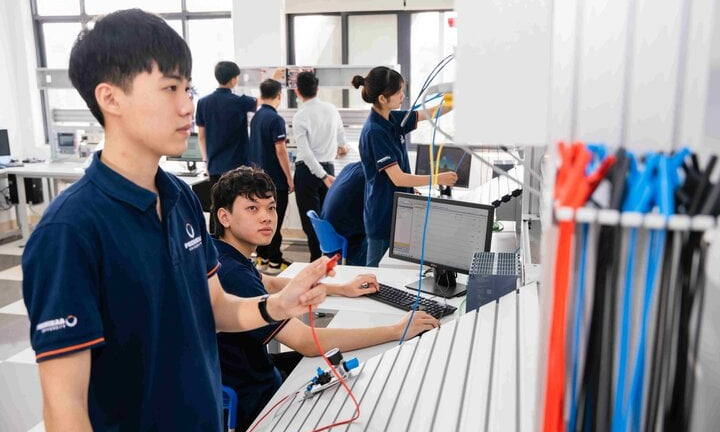 Các trường ngành Kỹ thuật đồng loạt mở ngành mới, thêm tổ hợp xét tuyển