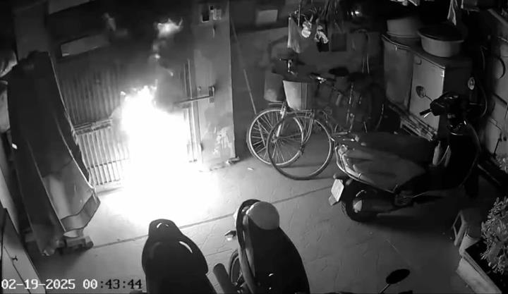 Kẻ xấu phóng hỏa đốt nhà dân: Gia đình nạn nhân nói không mâu thuẫn với ai