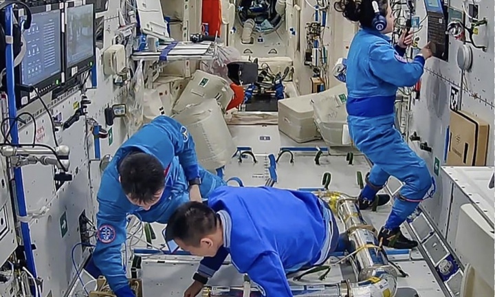 Trung Quốc thử nghiệm robot trên trạm vũ trụ Thiên Cung