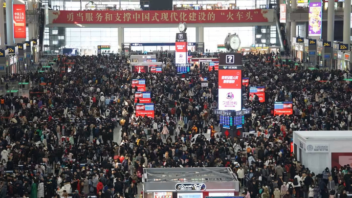 Kỷ lục hơn 9 tỷ chuyến đi dịp Tết Nguyên đán ở Trung Quốc