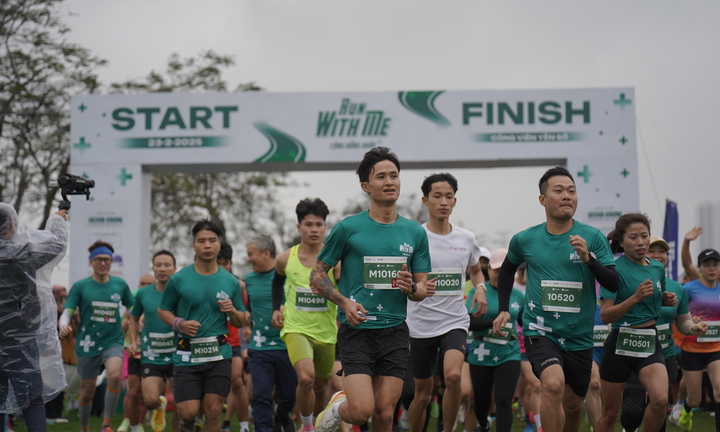 Lan tỏa tinh thần rèn luyện sức khỏe cùng 'Run With Me - Cộng Đồng Khỏe'