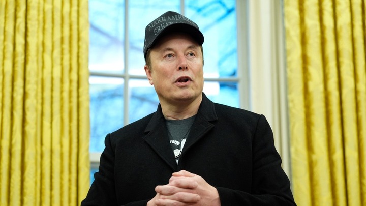 Elon Musk yêu cầu tất cả nhân viên liên bang báo cáo năng suất công việc