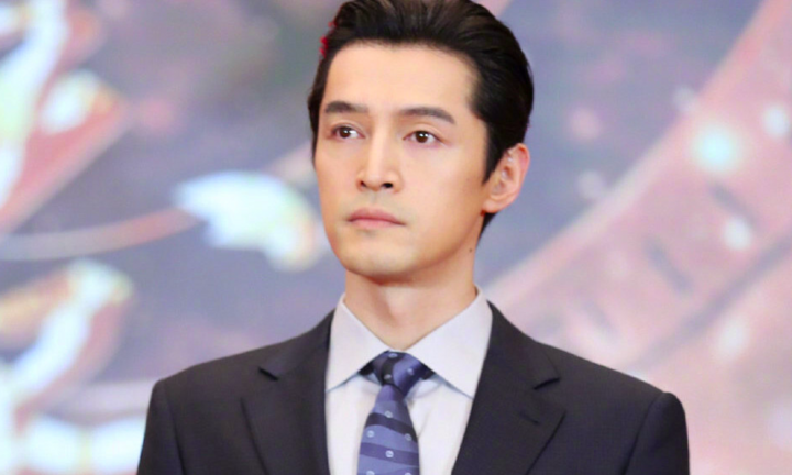 Diễn viên Hồ Ca phản ứng trước tin bị ung thư phổi, gần qua đời