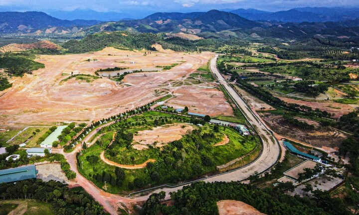 Cận cảnh nơi xây dựng trường đua chó, đua ngựa có cá cược tại Lâm Đồng