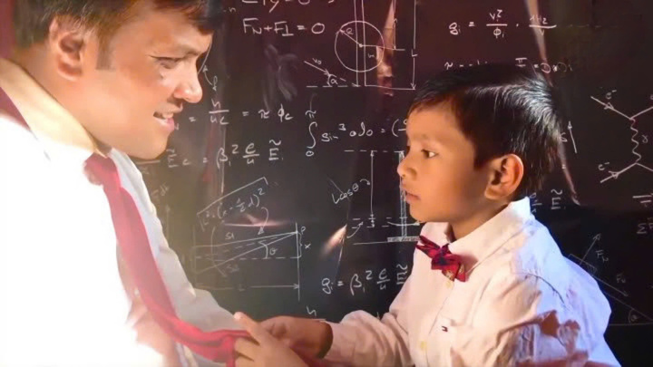 Giảng viên đại học trẻ nhất thế giới, 7 tuổi đứng lớp dạy hàng trăm sinh viên