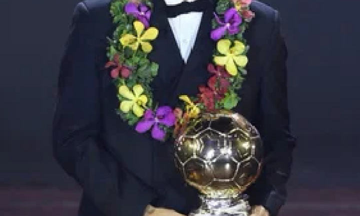 Nguyễn Tiến Linh giành giải Quả bóng vàng Việt Nam đầu tiên trong sự nghiệp