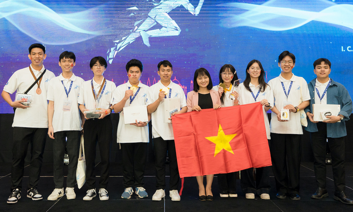 Sinh viên Việt thắng lớn tại cuộc thi Huawei ICT Competition khu vực châu Á