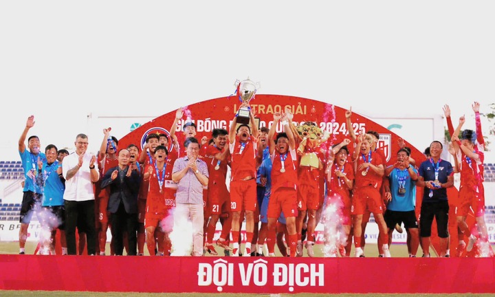 Đánh bại SLNA, PVF vô địch U19 Quốc gia