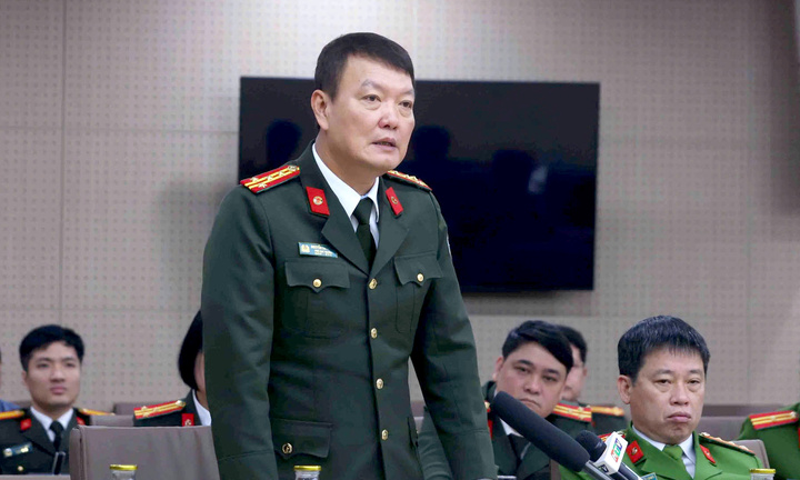 Bộ Công an: Người phẫu thuật thẩm mỹ cần đổi căn cước và hộ chiếu