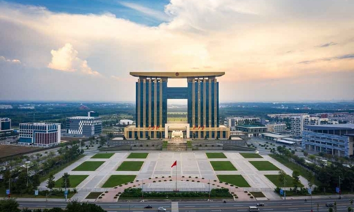 Tỉnh Sông Bé được hợp nhất từ những địa phương nào?