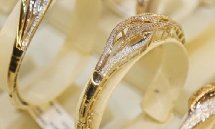 Giá vàng ngày 4/3: Vàng miếng quay lại đà tăng