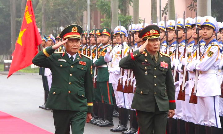 Tân Tổng tham mưu trưởng Quân đội Nhân dân Lào thăm chính thức Việt Nam 