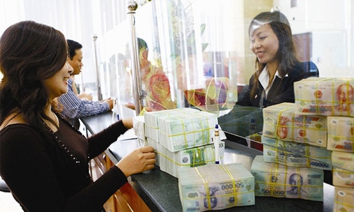 Tiền gửi định kỳ khác tiền gửi tiết kiệm định kỳ ở điểm gì?