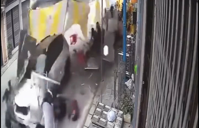 Xử phạt cán bộ say rượu lái ô tô đâm vào rạp đám tang ở Hải Dương