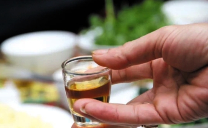 7 bí quyết uống rượu bia không say