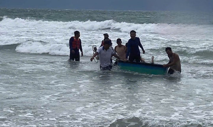 Tìm thấy thi thể hai anh em đuối nước ở Khánh Hòa 