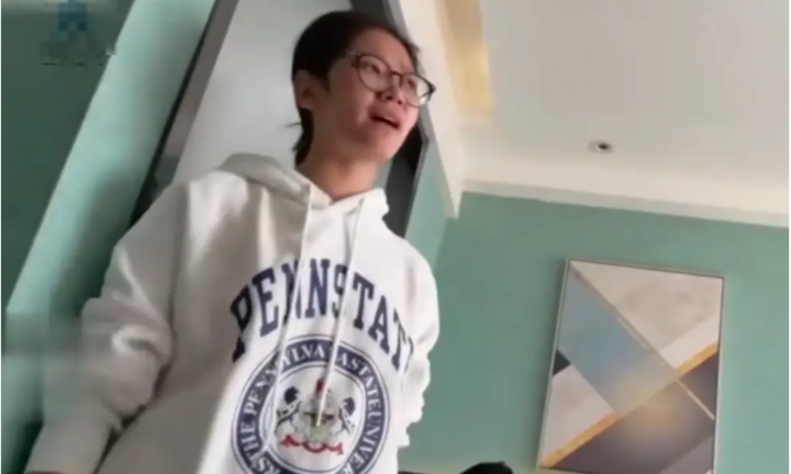 Vợ bầu 8 tháng nhưng bụng vẫn phẳng, chồng ngã ngửa khi biết sự thật