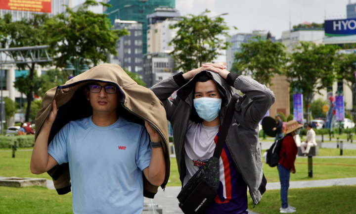 Thời tiết TP.HCM ngày 13/3: Nắng nóng, nhiệt độ cao nhất 36°C