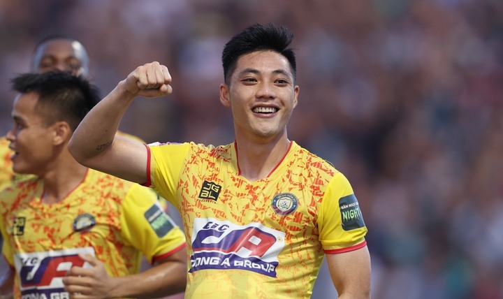 CLB Nam Định ký hợp đồng với tuyển thủ Việt Nam