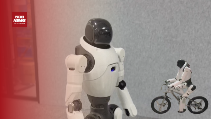 Thú vị robot hình người đi xe đạp, xâu kim