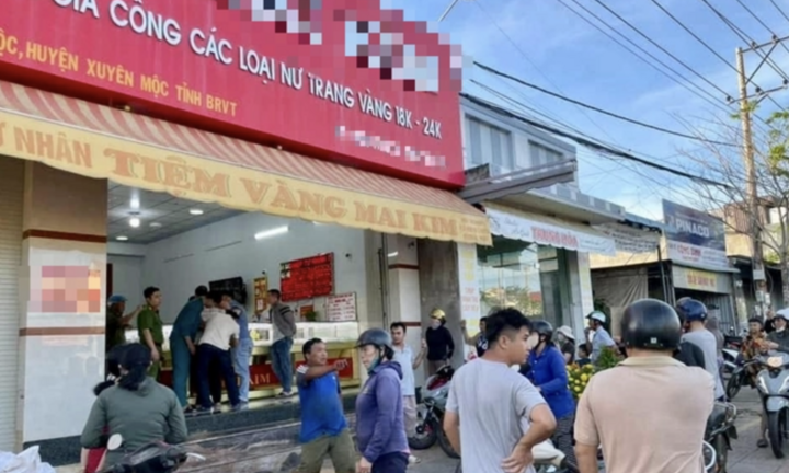 Người dân vây bắt nghi phạm cướp tiệm vàng ở Bà Rịa - Vũng Tàu