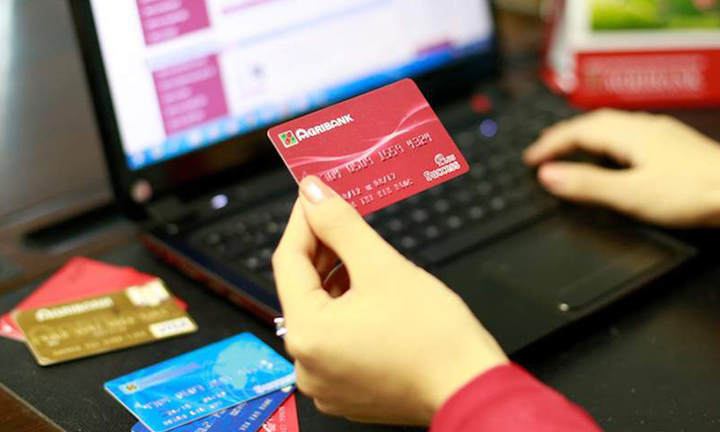 Gửi tiền vào thẻ ATM Agribank có lãi suất? 