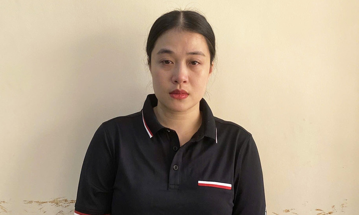 Khởi tố, bắt giam nữ tài xế xe Mercedes tông 10 xe máy ở ngã tư Thủ Đức