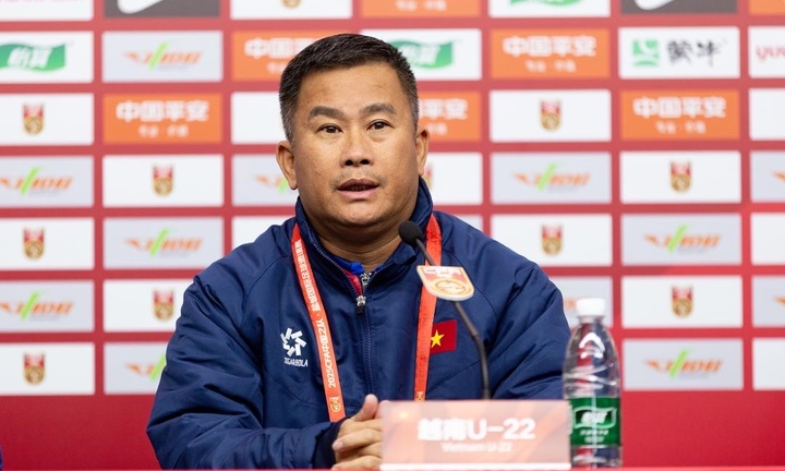 Suýt thắng Hàn Quốc, HLV U22 Việt Nam nói học trò 'còn nhiều thiếu sót'