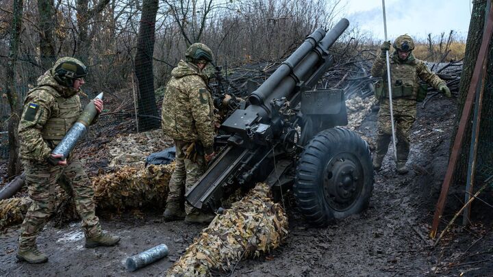 EU muốn giảm phụ thuộc vũ khí Mỹ, thừa nhận khó khăn nếu tự chủ quốc phòng