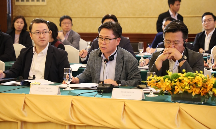 Gặp lãnh đạo TP.HCM, Samsung phàn nàn bị chậm hoàn thuế 582 tỷ