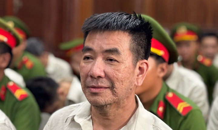 Đại gia 'cát lậu' An Giang khai dùng tiền bất chính để cấn nợ, mua xe Lexus 