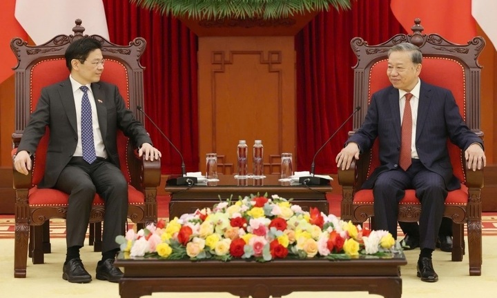 Làm sâu sắc hơn nữa quan hệ giữa hai đảng cầm quyền ở Việt Nam và Singapore