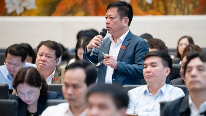 Đại biểu Quốc hội đề nghị không áp thuế tiêu thụ đặc biệt với xăng, máy điều hòa