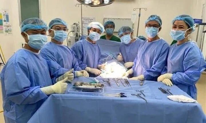 Uống rượu cao trăn hơn 1 năm, nam thanh niên bị rối loạn cương nặng