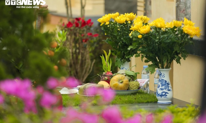 Mâm cúng Tết Thanh minh 2025 tại nhà và ngoài mộ