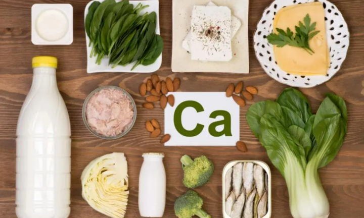 5 thực phẩm quen thuộc giàu canxi hơn sữa