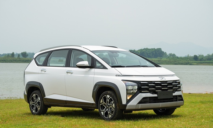 MPV 7 chỗ cho gia đình: Hiện đại, thực dụng như Hyundai Stargazer