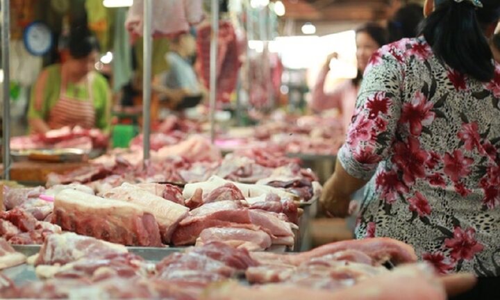 Giá thịt lợn cao nhất 5 năm, Phó Thủ tướng chỉ đạo khẩn