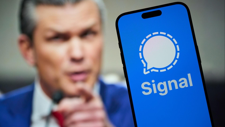 Thẩm phán yêu cầu Nhà Trắng ngăn phát tán tin nhắn mật bàn về chiến tranh