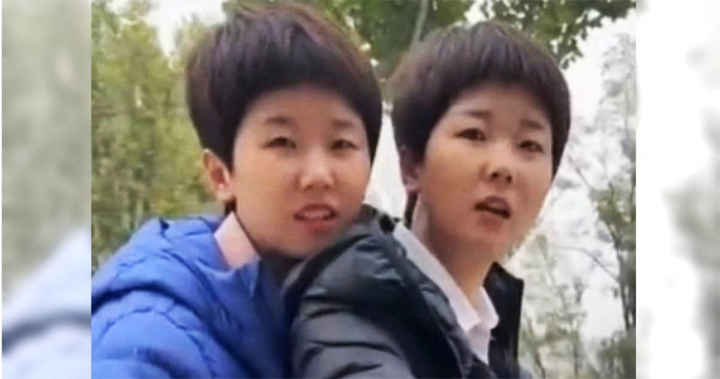 2 cô gái chơi thân vì quá giống nhau, xét nghiệm ADN mới biết là chị em ruột