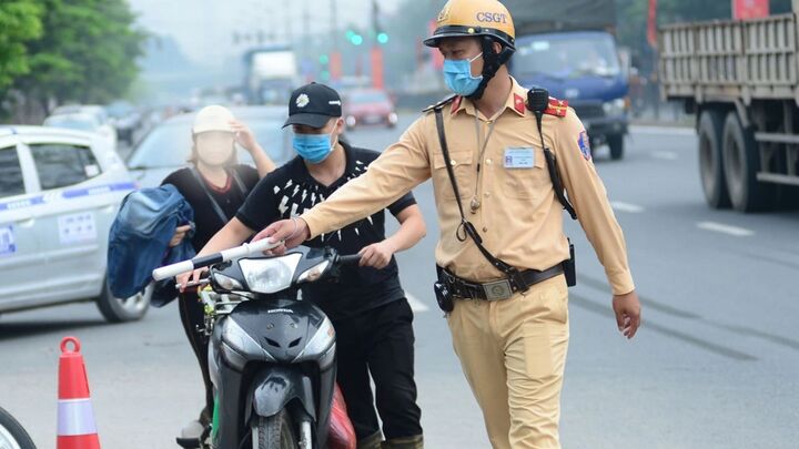 Hướng dẫn nộp phạt vi phạm giao thông online năm 2025