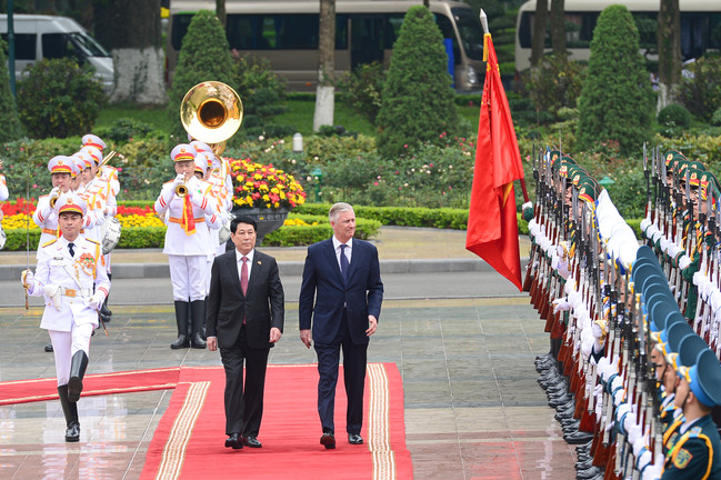 Chủ tịch nước Lương Cường chủ trì lễ đón Nhà vua Bỉ và Hoàng hậu