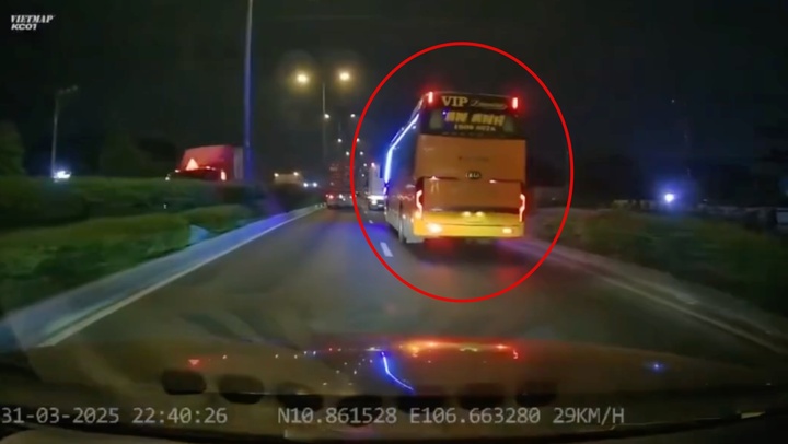 Xác minh clip 'xe khách cướp làn, va quẹt ô tô con rồi bỏ chạy trên quốc lộ 1'
