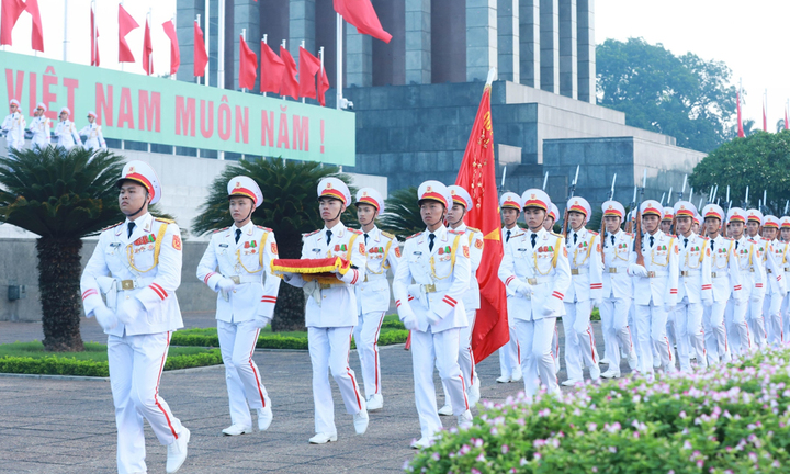 Ưu tiên tuyển người tài vào lực lượng quản lý, bảo vệ Lăng Bác