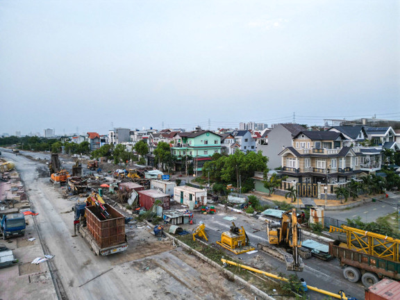 Sau 2 năm thi công, gần 7 km dự án nghìn tỷ ở TP.HCM chưa hẹn ngày về đích