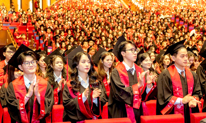 Gần 80% sinh viên Đại học Ngoại thương tốt nghiệp loại giỏi và xuất sắc
